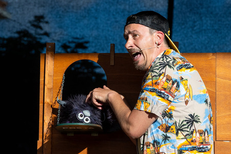 Tinko Celinko 9.7 (8)